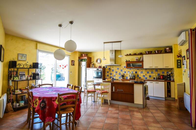 Maison - 122 m² - 4 pièces