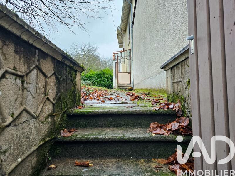 Maison de ville - 111 m² - 5 pièces