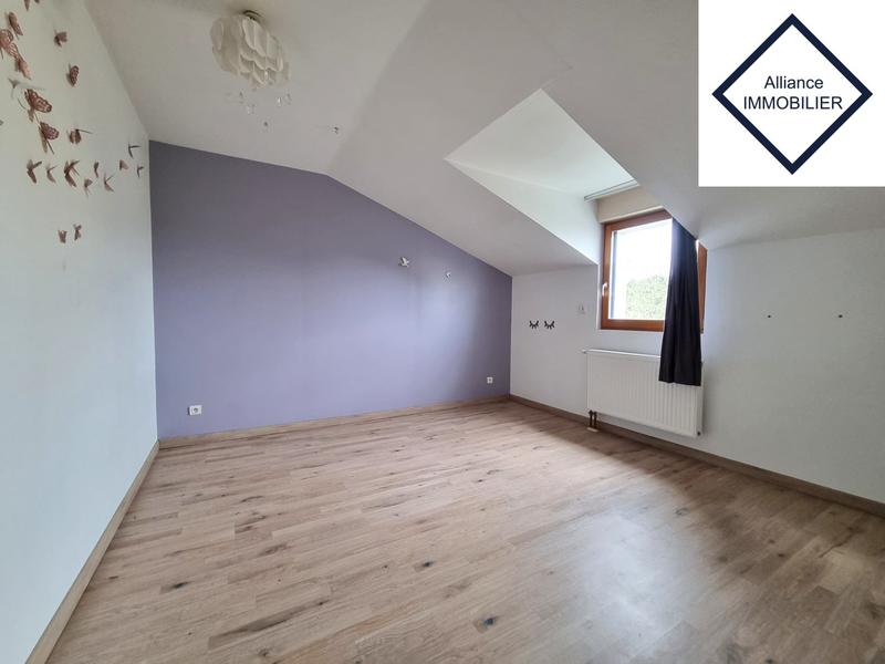 Maison - 215 m² - 8 pièces