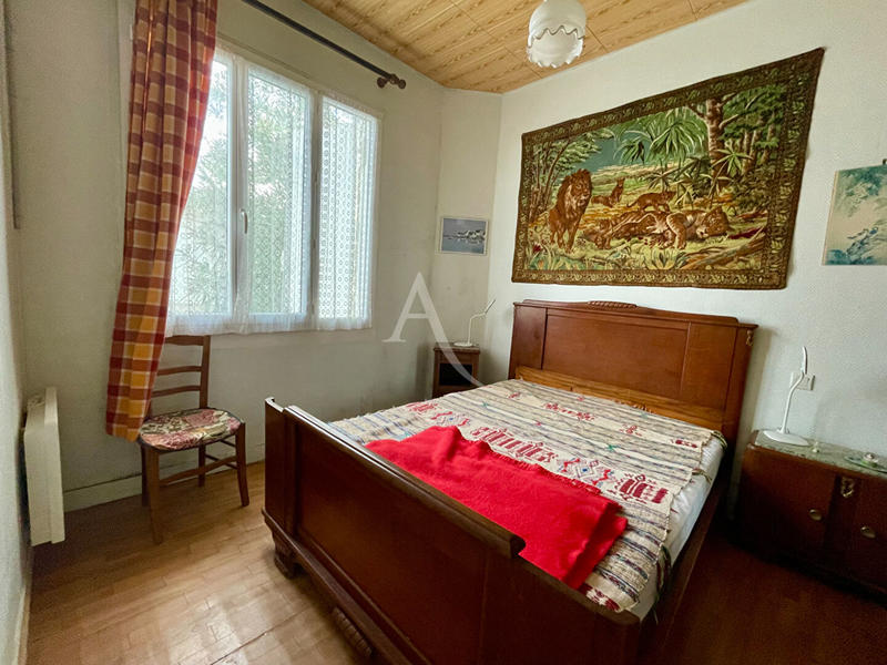 Maison - 96 m² - 6 pièces