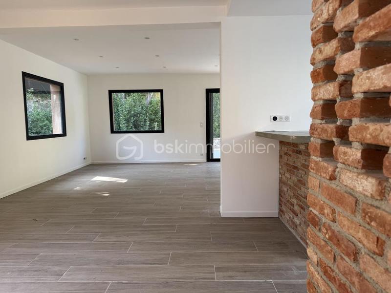 Maison - 170 m² - 6 pièces