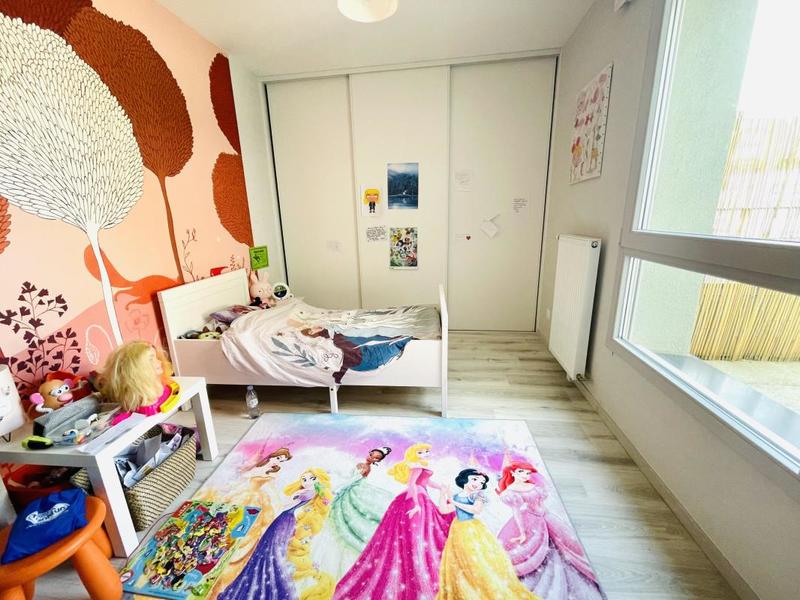 Appartement - 165 m² - 6 pièces