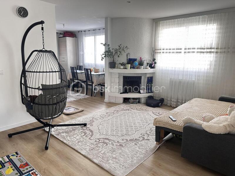 Immeuble - 217 m² - 11 pièces