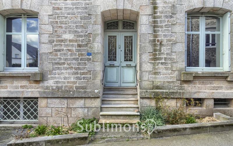 Maison ancienne - 185 m² - 9 pièces