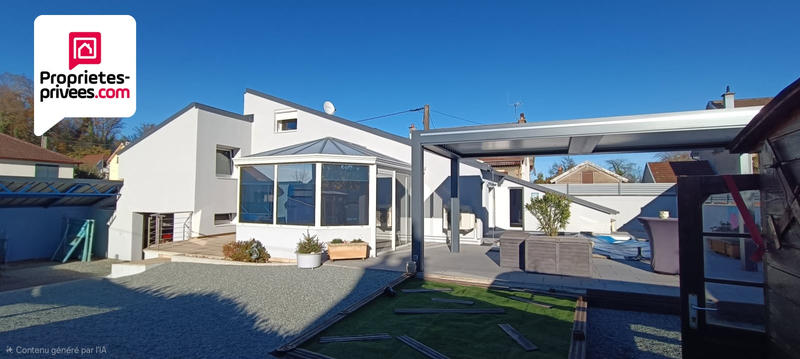 Maison - 171 m² - 7 pièces