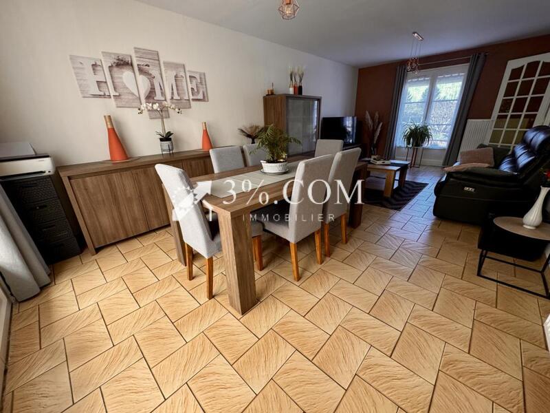 Maison - 96 m² - 5 pièces