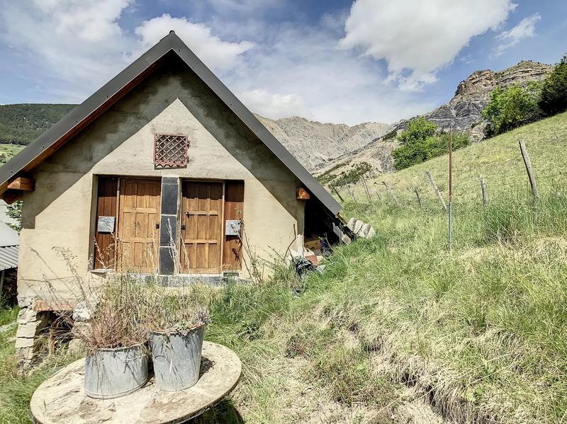 Grange - 90 m² - 6 pièces