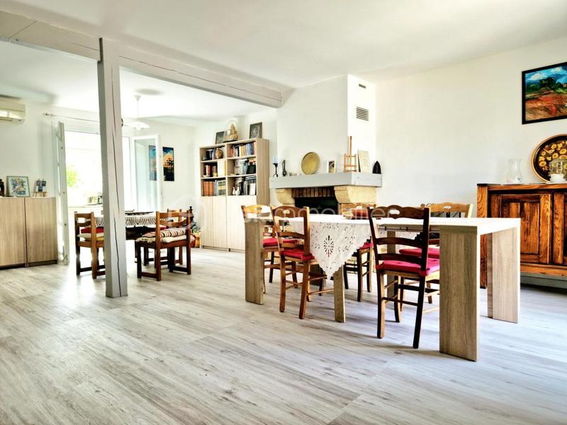 Maison traditionnelle - 134 m² - 6 pièces