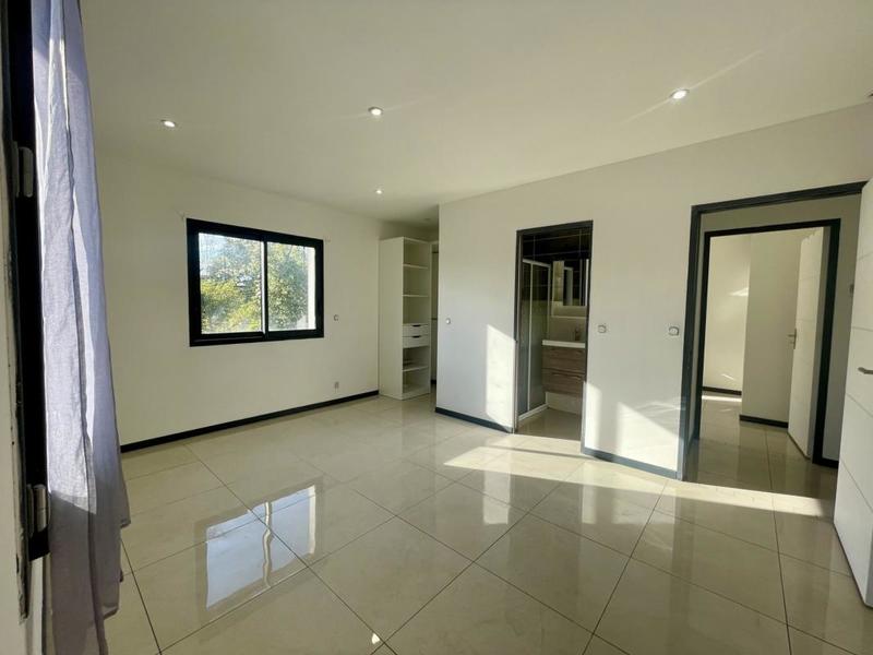 Maison - 118 m² - 4 pièces