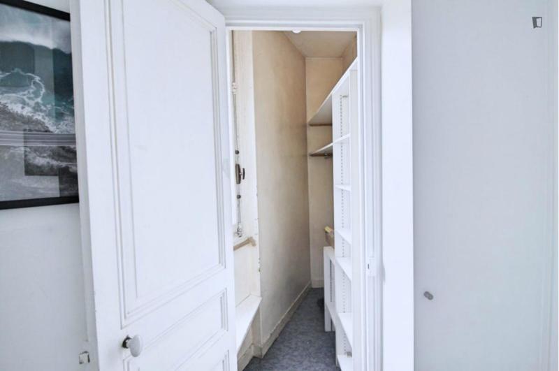 Chambre - 11 m² - 5 pièces