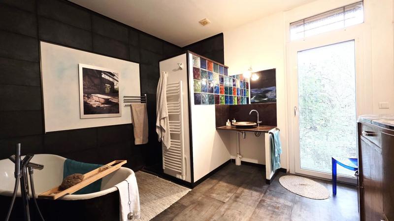 Maison - 401 m² - 6 pièces