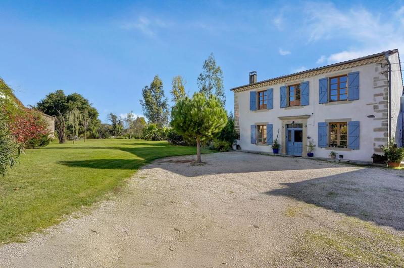 Maison de maîtres - 170 m² - 7 pièces
