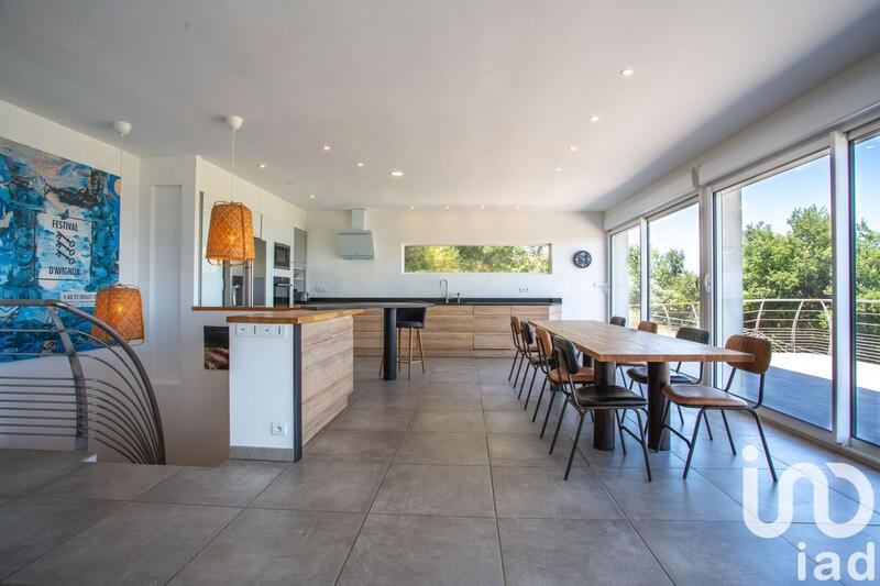 Maison de maîtres - 196 m² - 6 pièces