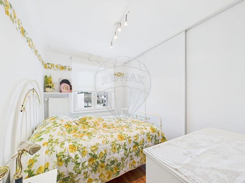 Maison - 96 m² - 6 pièces