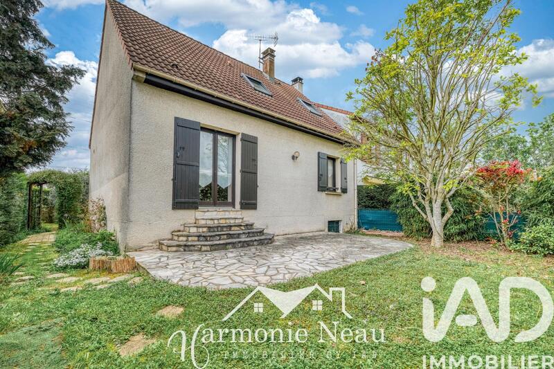 Maison - 98 m² - 5 pièces