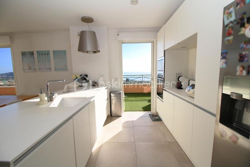 Penthouse - 122 m² - 4 pièces