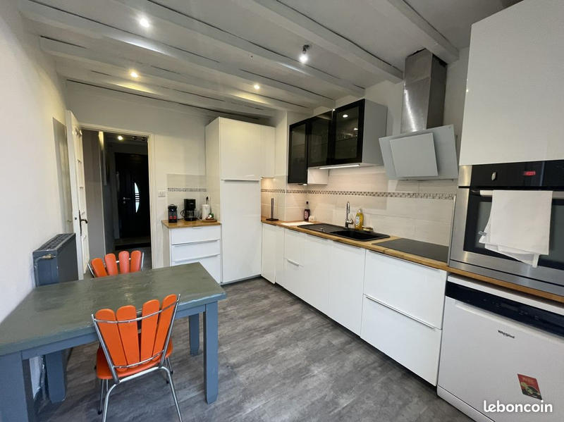 Maison - 168 m² - 7 pièces