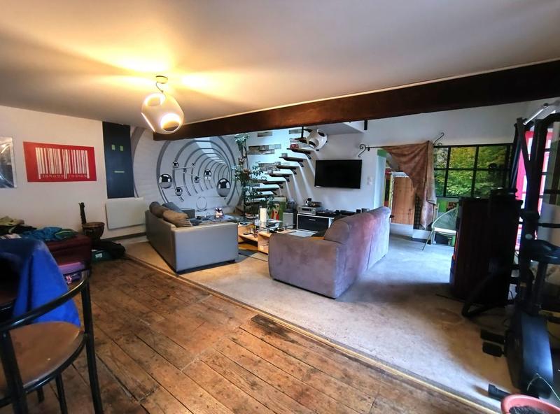 Maison - 152 m² - 7 pièces