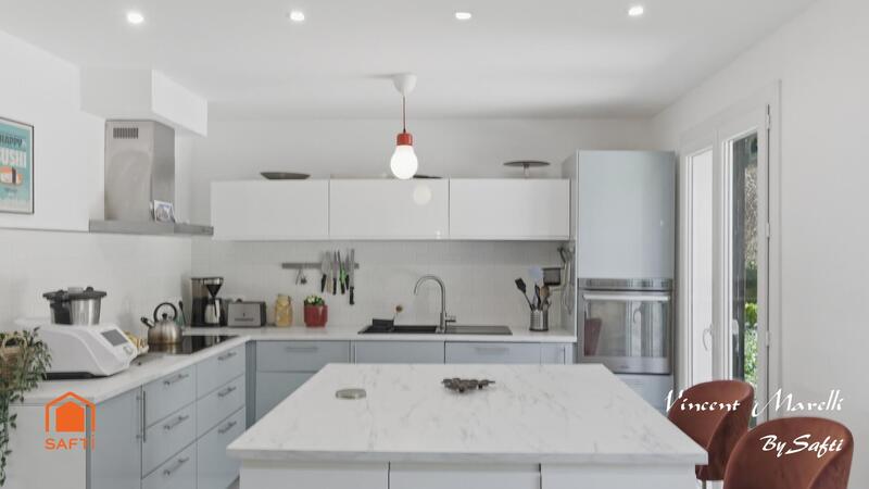 Maison - 170 m² - 8 pièces