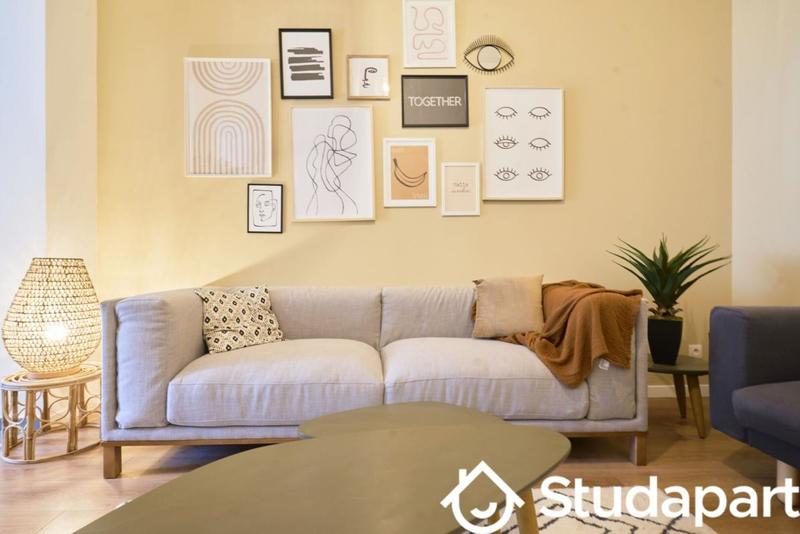 Chambre - 10 m² - 1 pièce