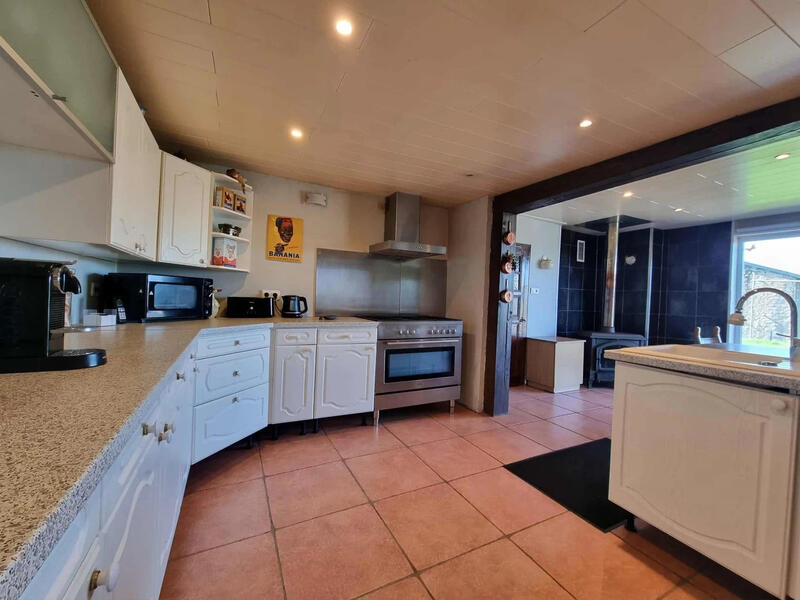 Maison traditionnelle - 193 m² - 5 pièces