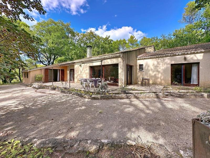 Maison - 170 m² - 7 pièces