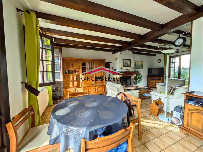 Maison - 129 m² - 7 pièces