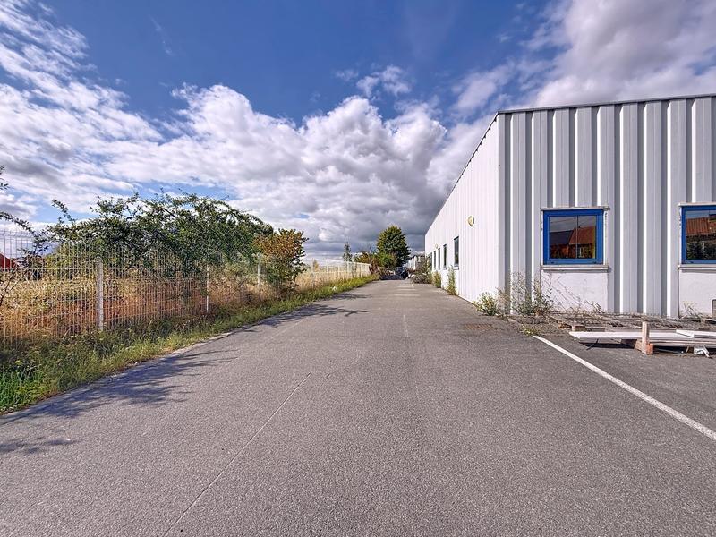 Immeuble de bureaux - 839 m²