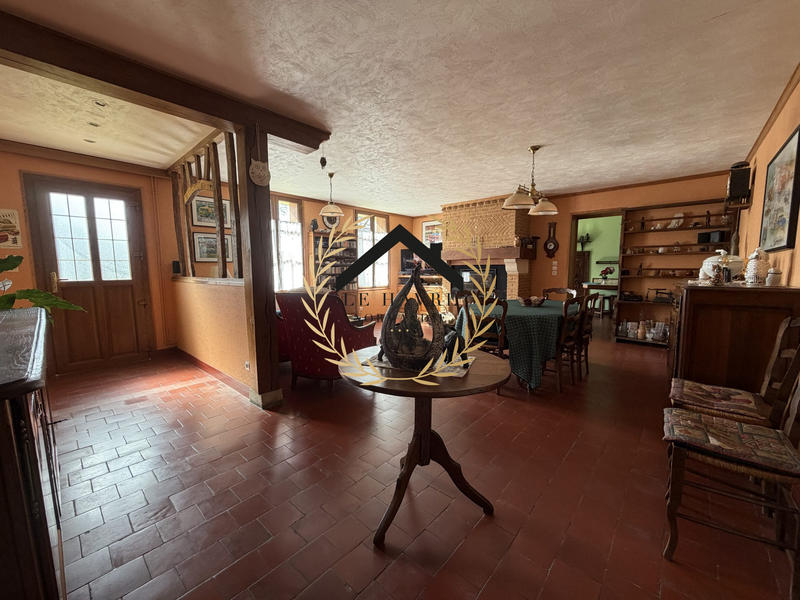 Maison ancienne - 180 m² - 5 pièces