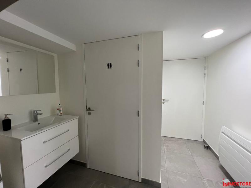 Bureau - 41 m² - 1 pièce