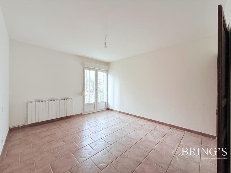 Appartement - 87 m² - 5 pièces