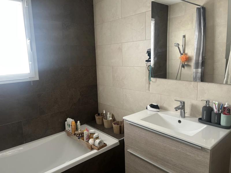 Maison - 112 m² - 6 pièces