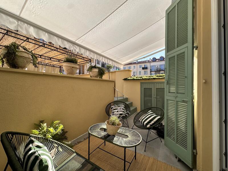 Appartement - 85 m² - 4 pièces