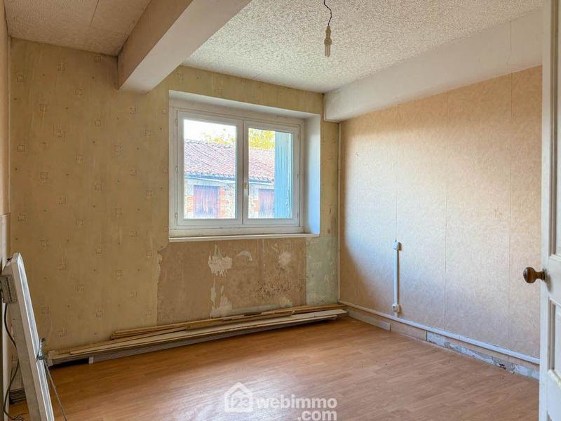 Maison - 202 m² - 7 pièces