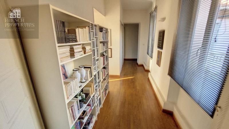 Appartement - 155 m² - 3 pièces