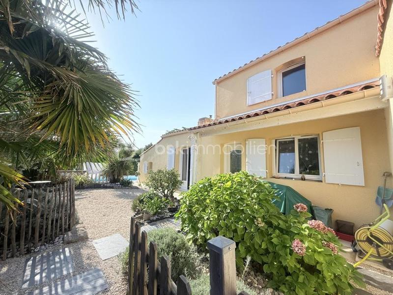 Maison - 146 m² - 6 pièces