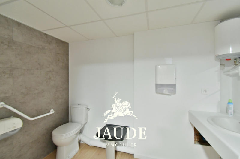 Local commercial - 102 m²