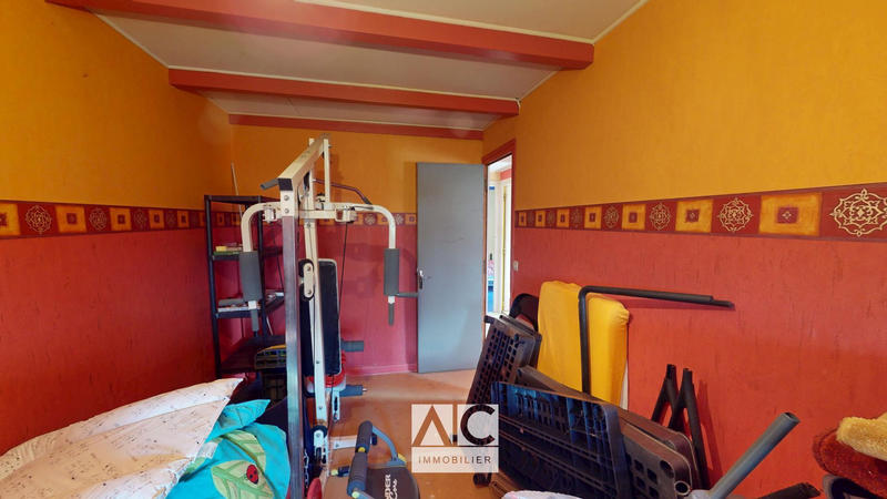 Maison - 195 m² - 8 pièces