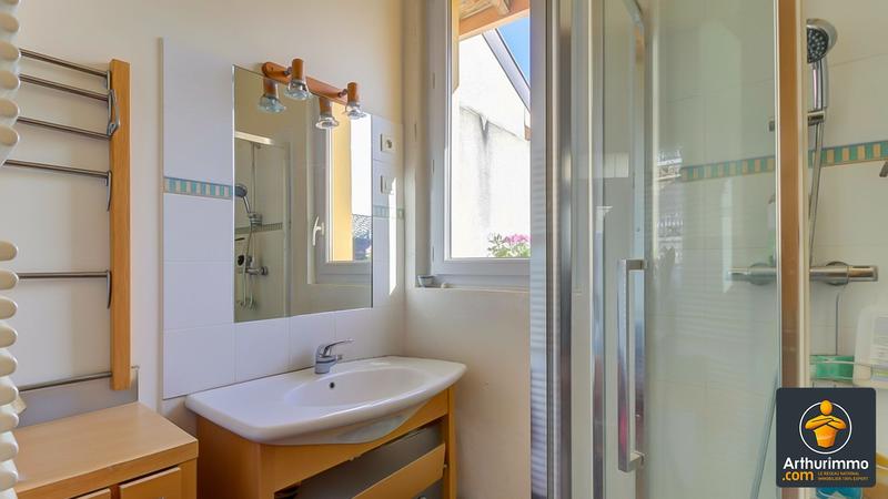 Maison - 85 m² - 4 pièces