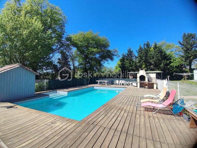 Maison - 150 m² - 8 pièces