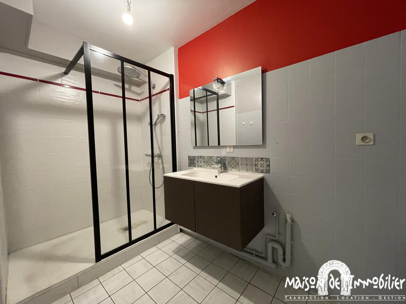 Appartement - 70 m² - 3 pièces