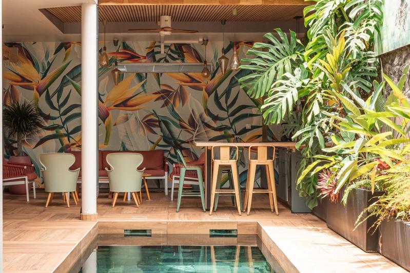 Maison d'architecte - 300 m² - 7 pièces