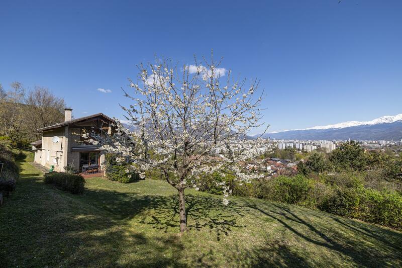 Villa - 180 m² - 7 pièces