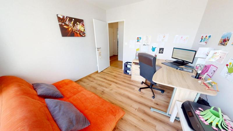 Appartement - 165 m² - 6 pièces