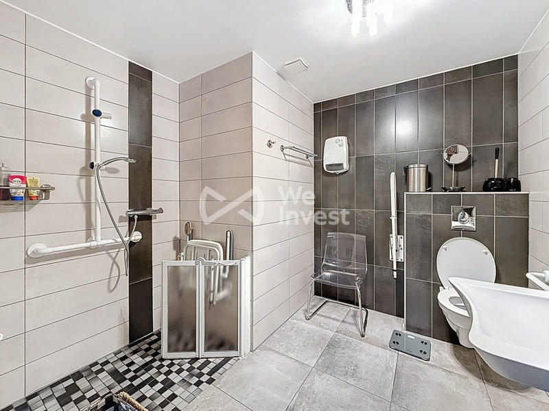 Maison - 153 m² - 10 pièces