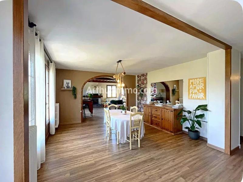 Maison - 101 m² - 5 pièces