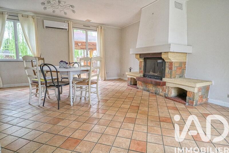 Maison - 90 m² - 5 pièces