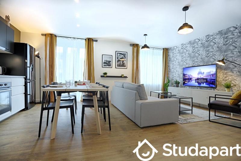 Chambre - 13 m² - 1 pièce