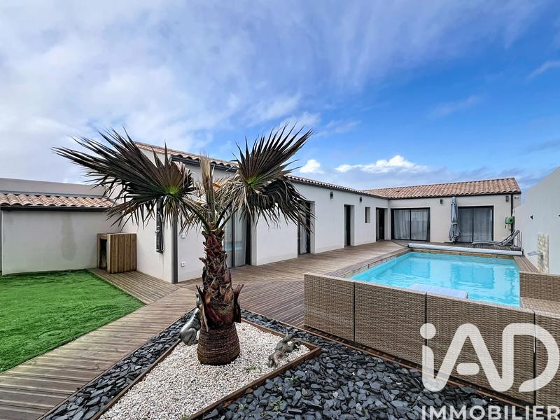 Maison - 149 m² - 6 pièces