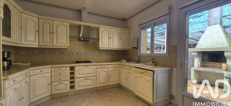 Maison - 183 m² - 6 pièces